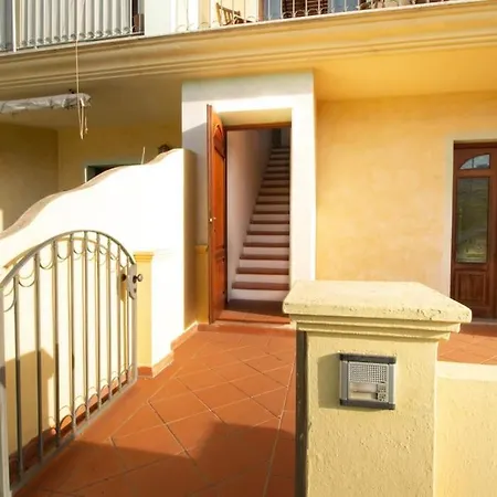 Su Trigu, Primo Piano 度假居 *